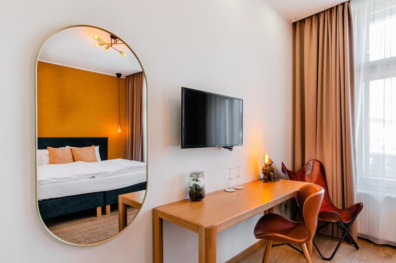 H11 Rooms Эстергом Экстерьер фото