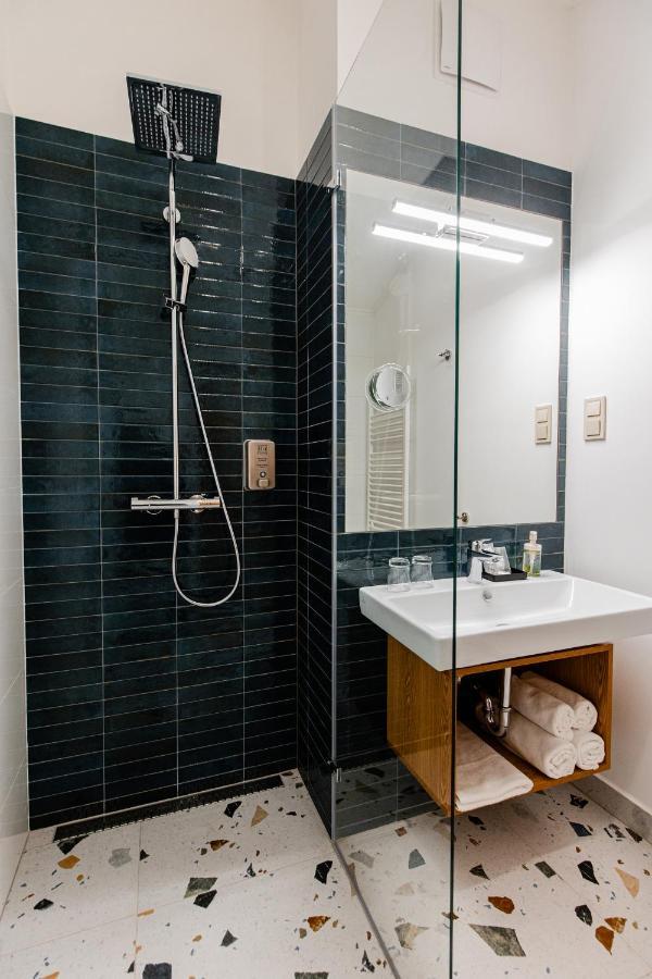 H11 Rooms Эстергом Экстерьер фото